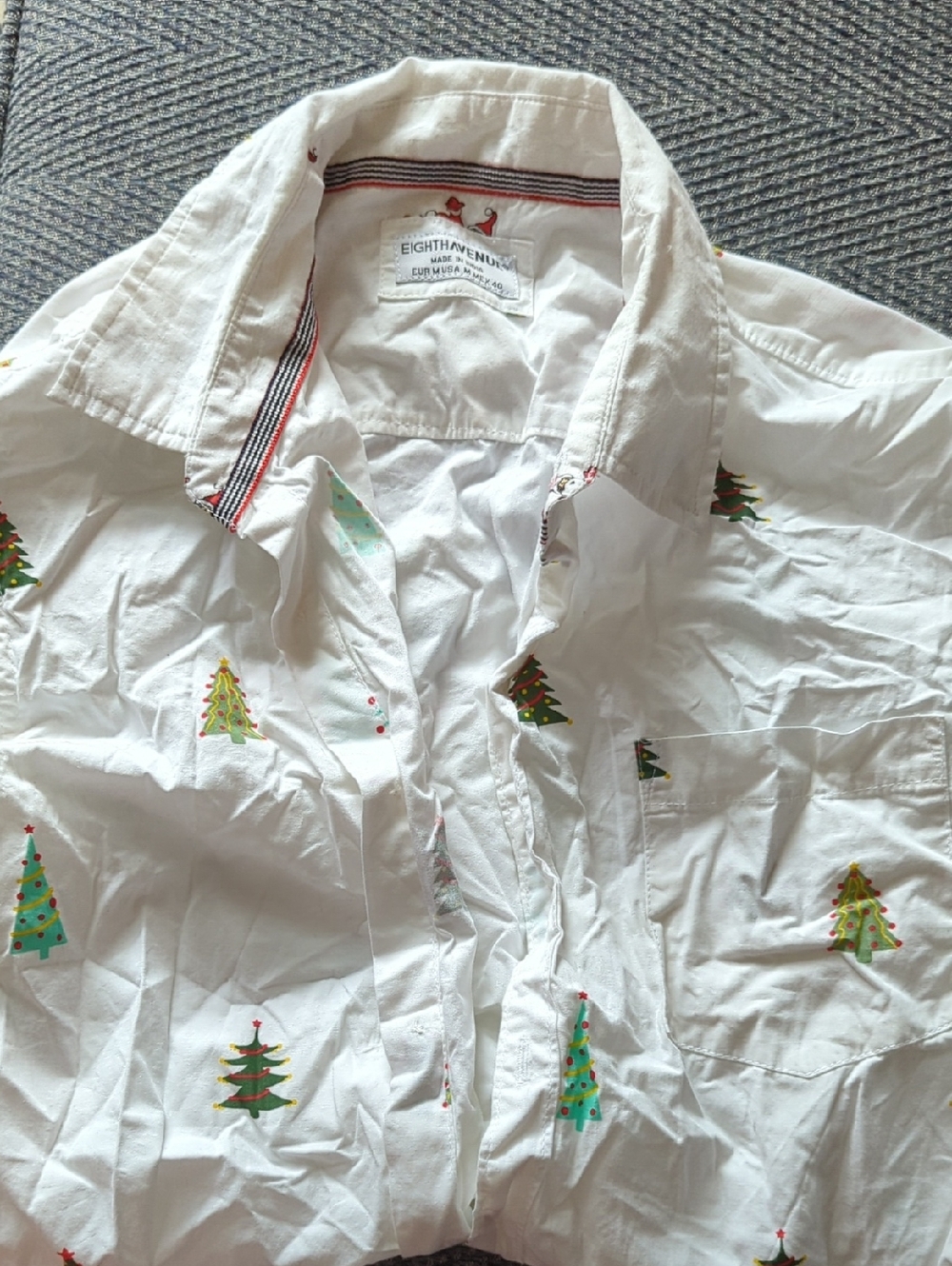 Eighth Avenue White Holiday Tree Button-Down Shirt